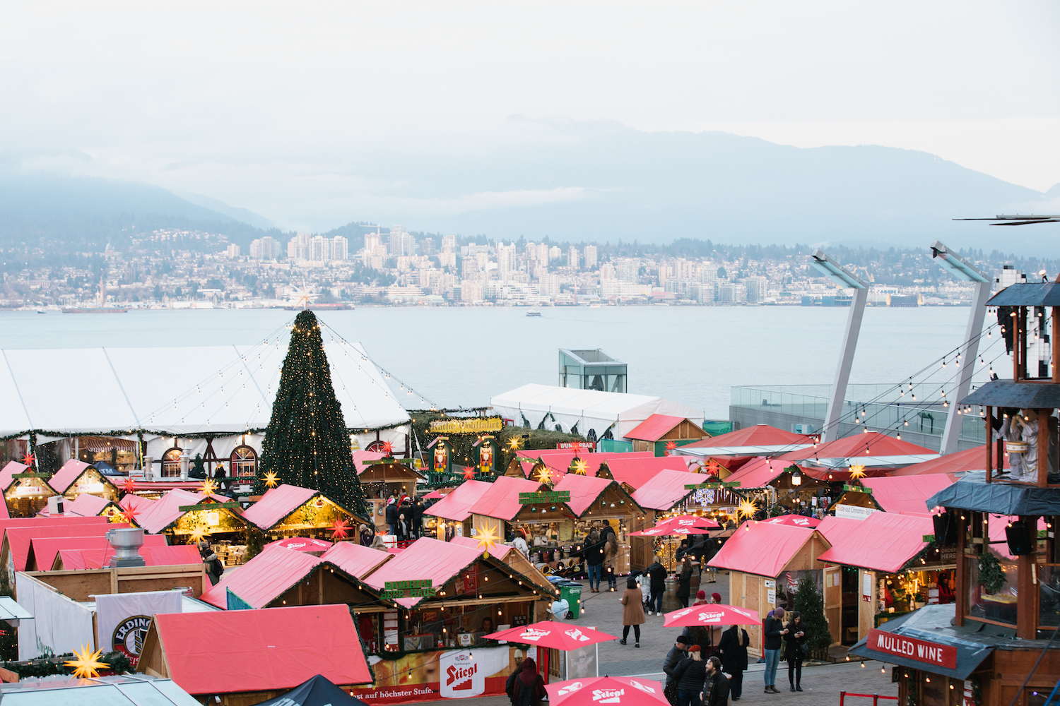 Vancouver Christmas Market @Lindsay Elliot